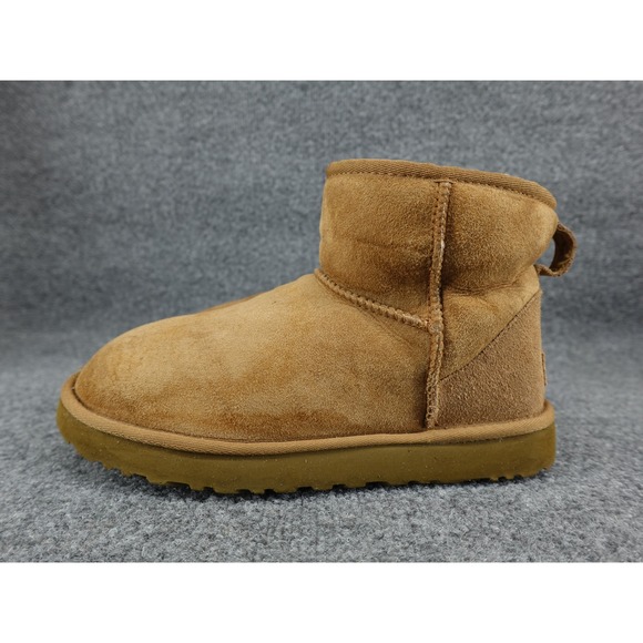 UGG Shoes - UGG Classic Mini II Boots Womens 9 Chestnut Good Suede Sheepskin 1016222